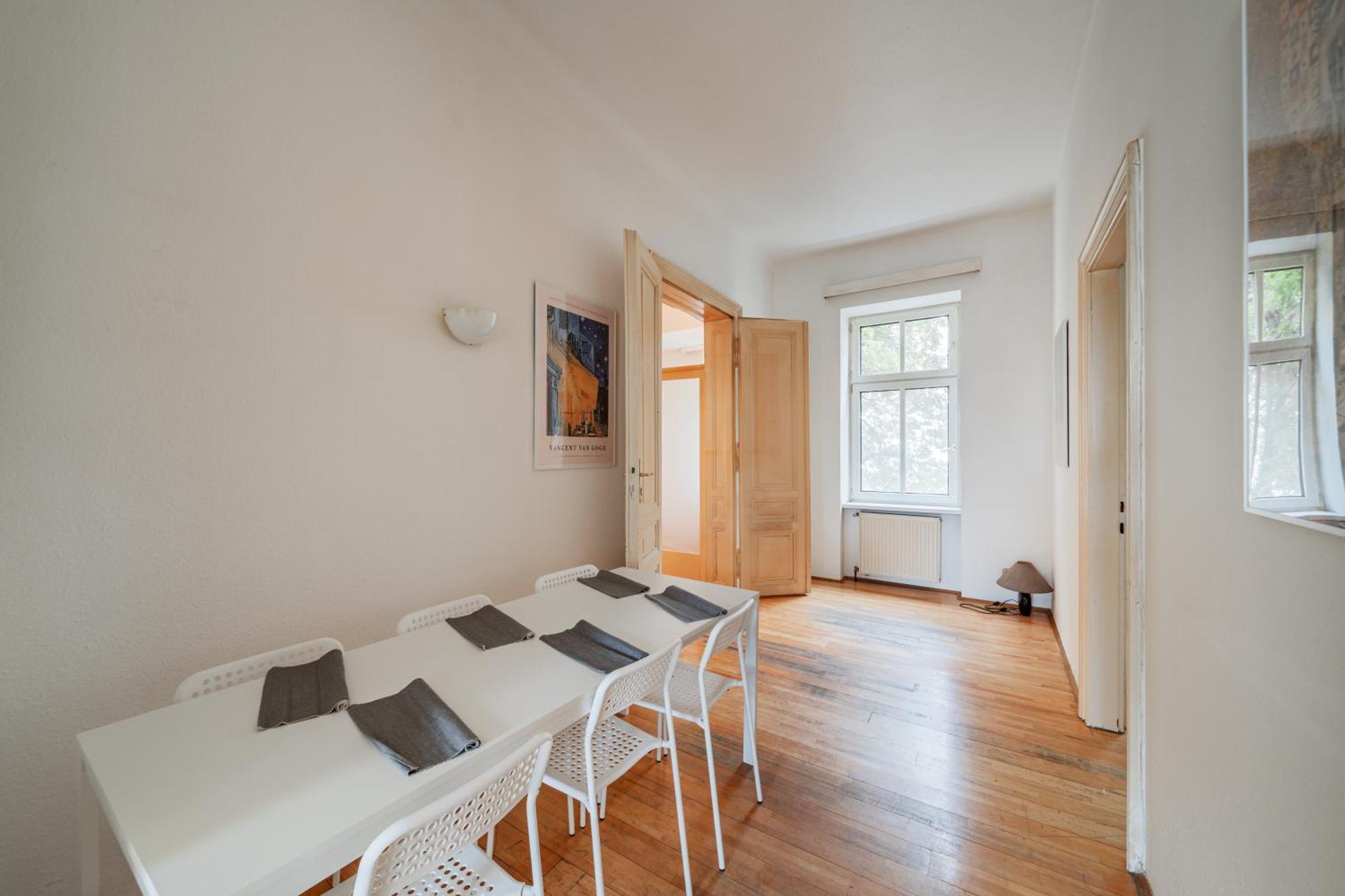 Stylisch Condo In Vienna'S 18Th District Екстериор снимка
